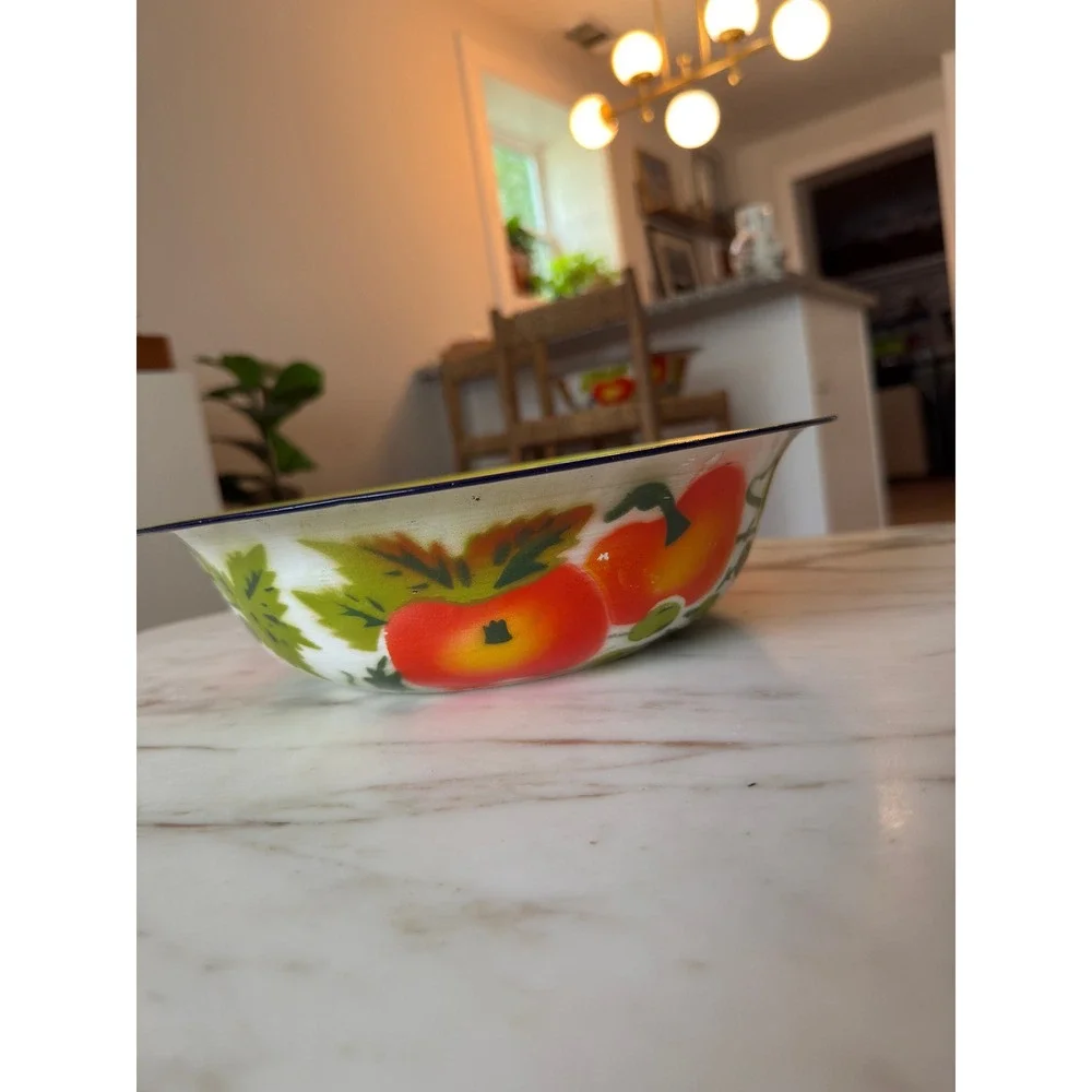 Vintage Mid Century Enamelware Fruit Wash Bowl Farmhouse Basin 15.75
